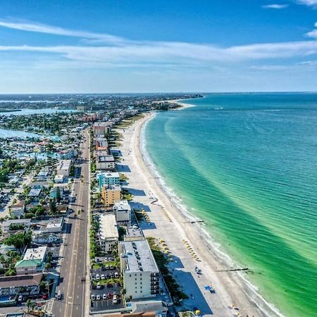 Sunset Beach Suites At Madeira Beach! Pet Friendly With Summer Breezes! - Suite 6 St. Pete Beach Exterior foto